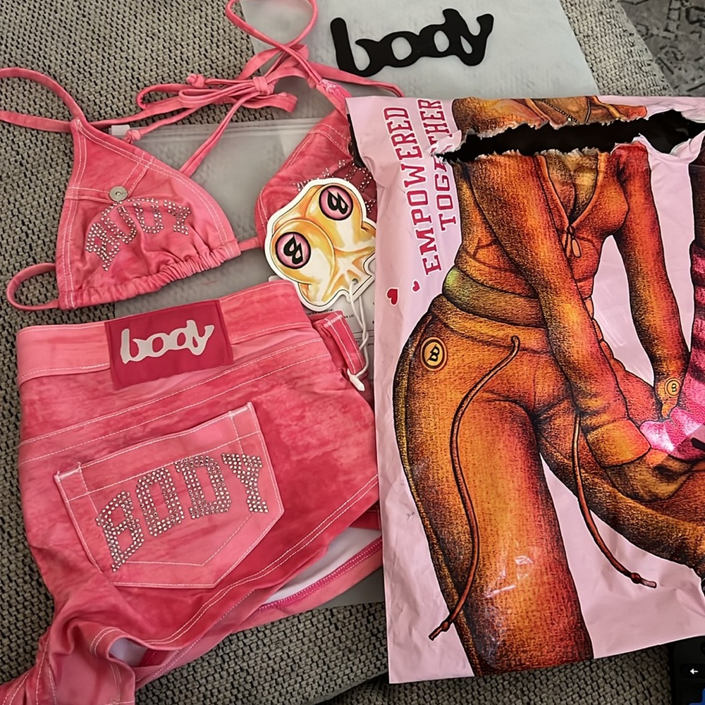 BODY BY RAVEN TRACY MAGIC CITY SET💖💕